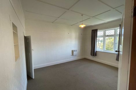 Photo of property in 76 Mitchell Street, Brooklyn, Wellington, 6021