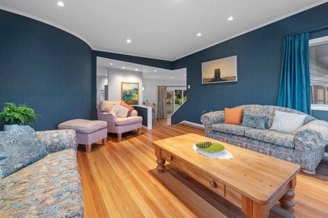 Photo of property in 12 Oban Road, Browns Bay, Auckland, 0630