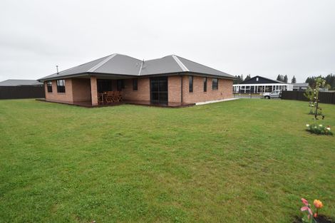 Photo of property in 8 Birch Hill Drive, Twizel, 7901