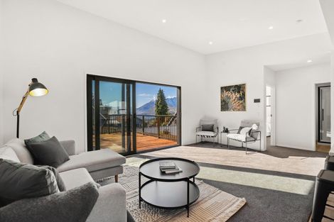 Photo of property in 170b Fernhill Road, Fernhill, Queenstown, 9300