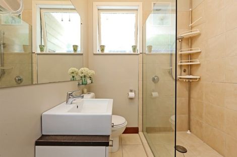 Photo of property in 10 Harvey Road, Bluff Hill, Napier, 4110