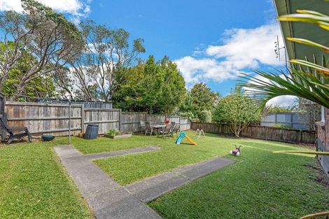 Photo of property in 3/3 Opua Street, Belmont, Auckland, 0622