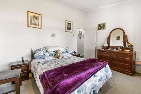 Photo of property in 1990 Long Bay Road, Coromandel, 3581