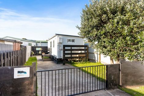 Photo of property in 208 Chartwell Avenue, Whangamata, 3620