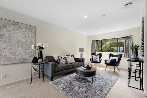 Photo of property in 72 Dowse Drive, Maungaraki, Lower Hutt, 5010