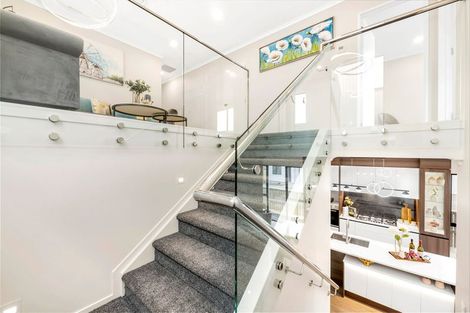 Photo of property in 32 Adamson Road, Flat Bush, Auckland, 2019