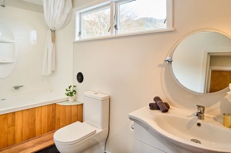 Photo of property in 281 Riverside Drive, Waterloo, Lower Hutt, 5011