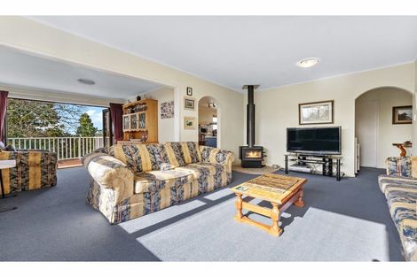 Photo of property in 249 Sunset Road, Sunnynook, Auckland, 0632