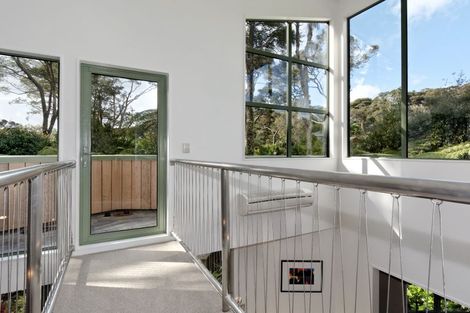 Photo of property in 11a Woodfern Crescent, Titirangi, Auckland, 0604