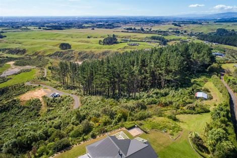 Photo of property in 333 Ngahere Park Road, Turitea, Palmerston North, 4472