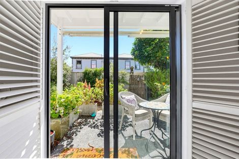 Photo of property in 5f Church Street, Akaroa, 7520
