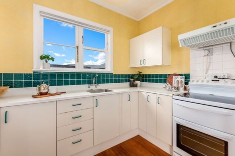 Photo of property in 40 Lincoln Avenue, Epuni, Lower Hutt, 5011