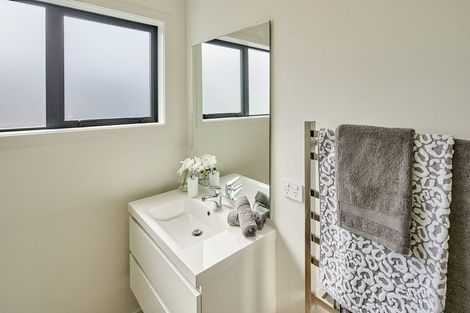 Photo of property in 3/90 Knights Road, Hutt Central, Lower Hutt, 5010