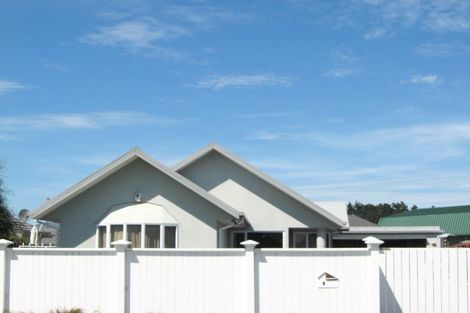 Photo of property in 3 Eastwood Rise, Waimairi Beach, Christchurch, 8083