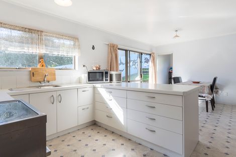 Photo of property in 11 Dunton Drive, Welcome Bay, Tauranga, 3112