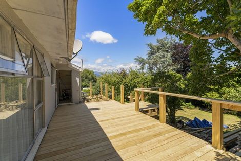 Photo of property in 67 Kawiu Road, Levin, 5510