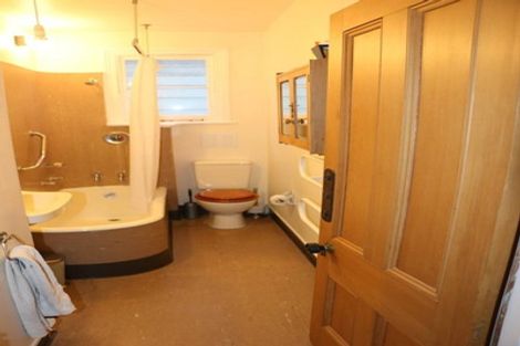 Photo of property in 9 Shannon Street, Mount Victoria, Wellington, 6011