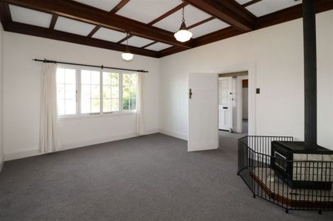 Photo of property in 22 Victoria Avenue, Dannevirke, 4930