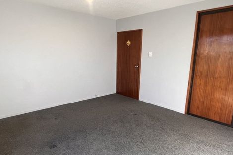 Photo of property in 32 Karnak Crescent, Russley, Christchurch, 8042