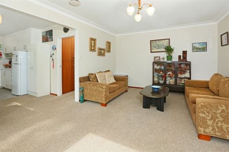Photo of property in 5/1 Takapu Street, Henderson, Auckland, 0612