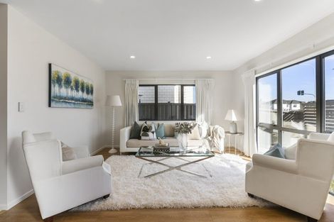 Photo of property in 403 Ormiston Road, Flat Bush, Auckland, 2019