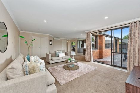 Photo of property in 4 Cabernet Close, Rototuna, Hamilton, 3210