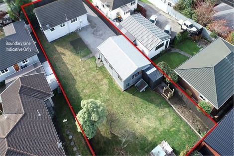 Photo of property in 4 Dunedin Street, Redwood, Christchurch, 8051