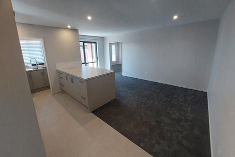 Photo of property in 130 Shillingford Boulevard, Rolleston, 7615