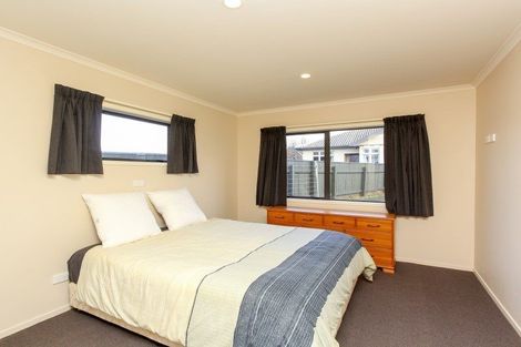 Photo of property in 354 Carrington Street, Upper Vogeltown, New Plymouth, 4310