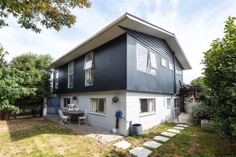 Photo of property in 6 Chilton Drive, Mairehau, Christchurch, 8052