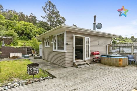 Photo of property in 3 Logie Street, Stokes Valley, Lower Hutt, 5019