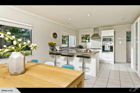 Photo of property in 30 Admirals Court Drive, Greenhithe, Auckland, 0632