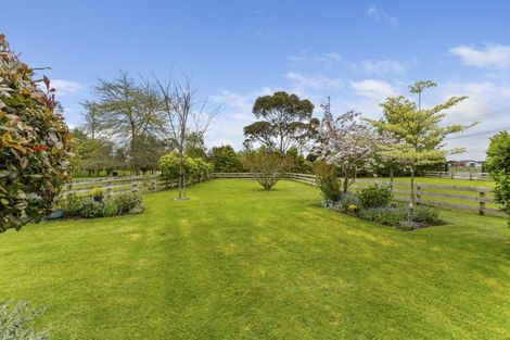 Photo of property in 646 No 2 Line, Fordell, 4572