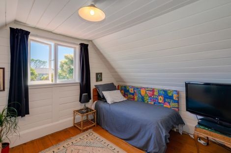 Photo of property in 380 Keyes Road, New Brighton, Christchurch, 8083