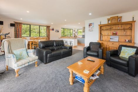 Photo of property in 3 Ruataniwha Place, Okiwi Bay, French Pass, 7193
