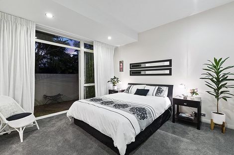 Photo of property in 3/309 Beach Road, Campbells Bay, Auckland, 0630