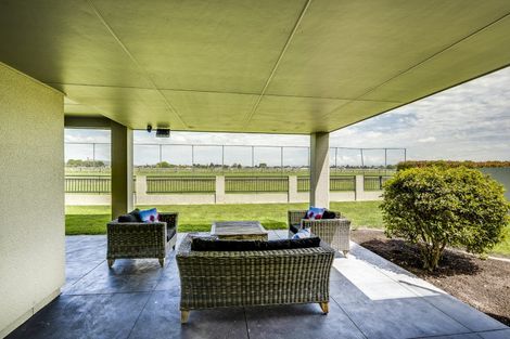 Photo of property in Cheltenham Court, 609 Market Street South, Hastings, 4122