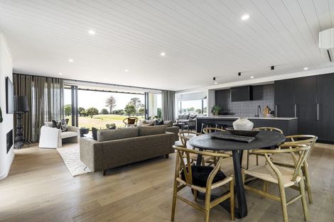 Photo of property in 6 Puni Street, Fitzroy, New Plymouth, 4312