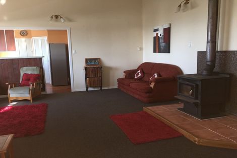 Photo of property in 17 Aubrey Street, Waitara, 4320