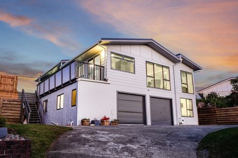 Photo of property in 8 Outram Grove, Kelson, Lower Hutt, 5010