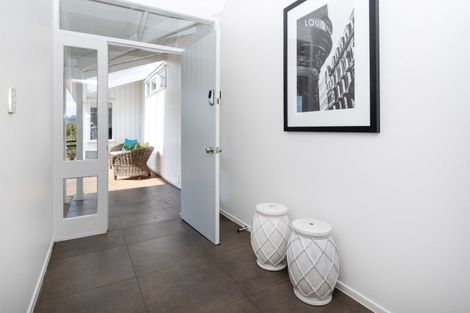 Photo of property in 339 Clifton Road, Whitford, Howick, 2571