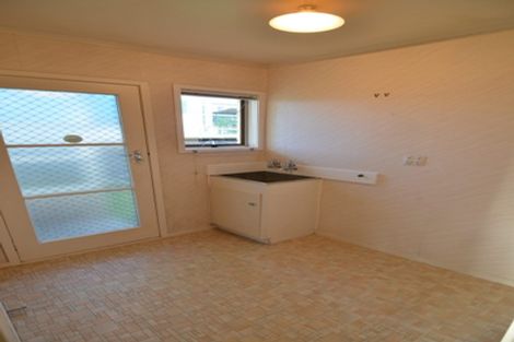 Photo of property in 1/48 Taharoto Road, Takapuna, Auckland, 0622