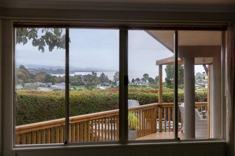 Photo of property in 197a Omokoroa Road, Omokoroa, 3114