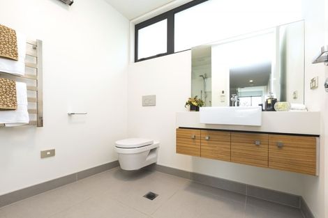 Photo of property in 1/2a Dorset Street, Christchurch Central, Christchurch, 8013