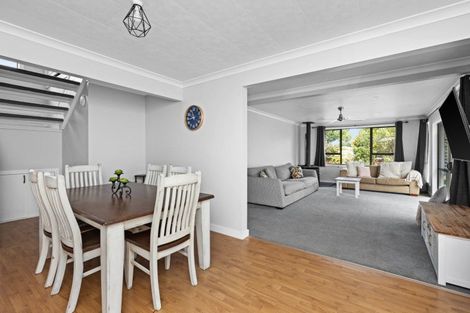 Photo of property in 3 Memorial Park Avenue, Haumoana, 4102