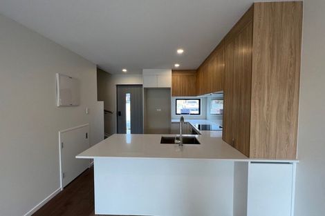 Photo of property in 33 Jabuka Street, Glen Eden, Auckland, 0602