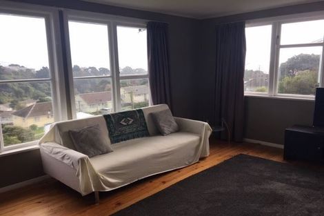 Photo of property in 27 Durham Street, Cannons Creek, Porirua, 5024