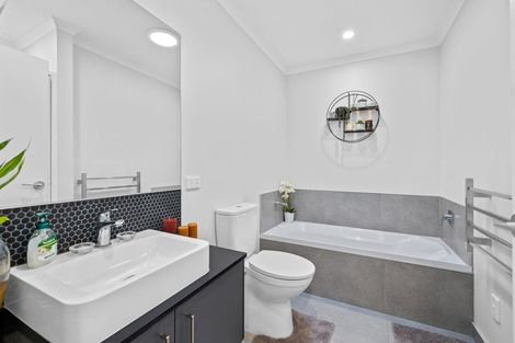 Photo of property in 33 Taikaranga Street, Pukekohe, 2120