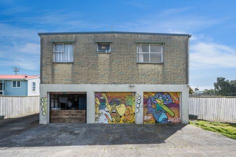 Photo of property in 8 Tuki Street, Titahi Bay, Porirua, 5022