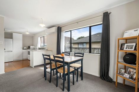 Photo of property in 3/34 Wairau Avenue, Avondale, Auckland, 1026